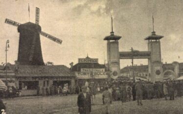 T&acirc;rgul Moșilor